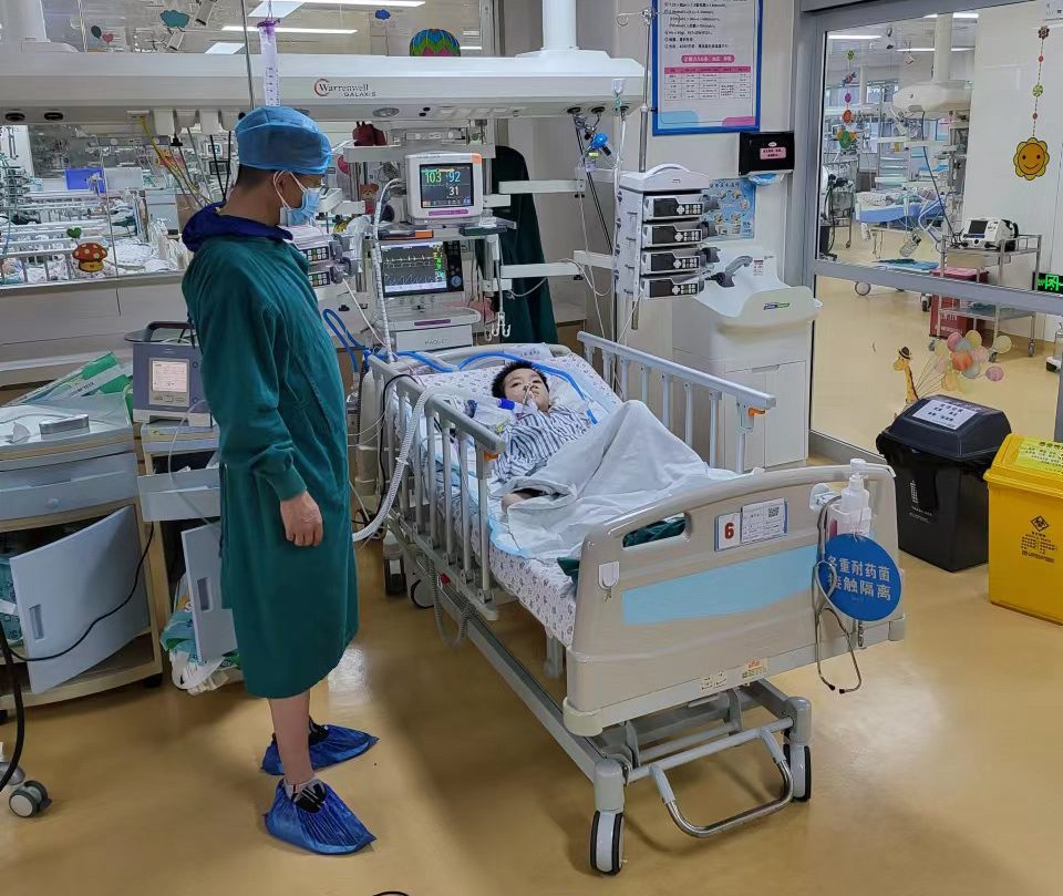 海宁县跨省救护车出租公司